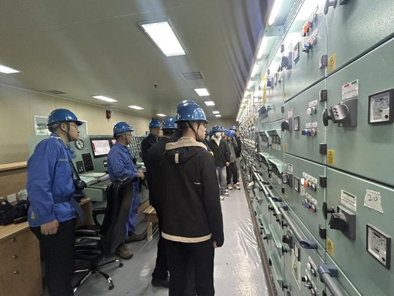 筑梦向深蓝,实践出新知