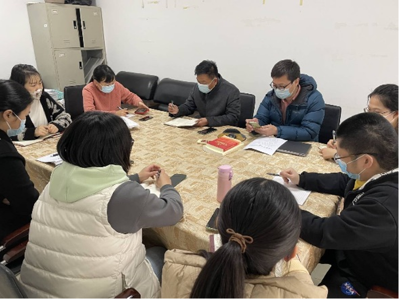 新能源汽车教研室开展集中学习活动