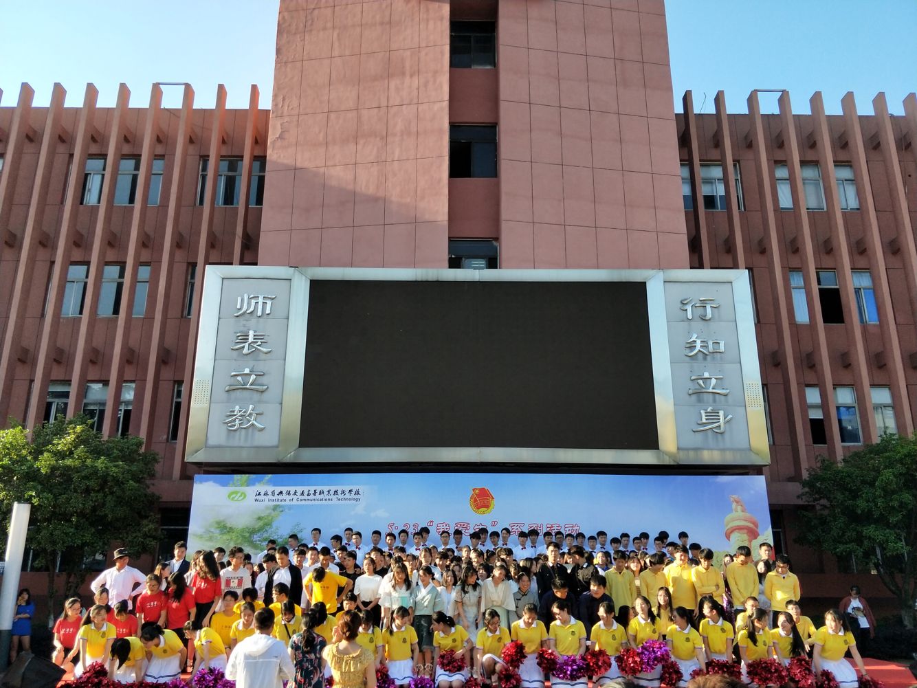 1558709768012064639.png 2462D96FDD95015D2ED2B6F6E76B8F9F.png