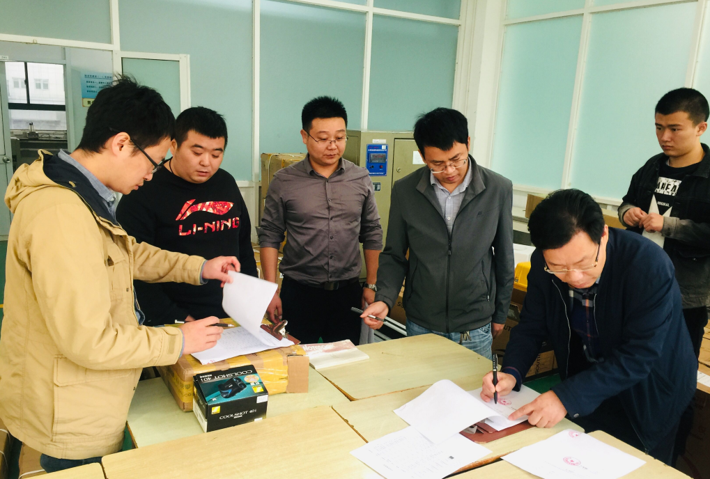 资产管理处对学校道路桥梁健康检测(工程测量)实训室项目验收